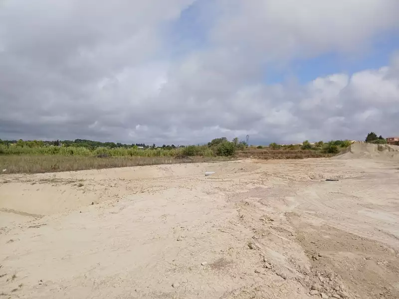 Terrain à bâtir, 399 m² - Loupian (34140)