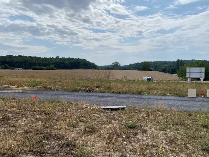 Terrain à bâtir, 501 m² - Sainte-Maure-de-Touraine (37800)