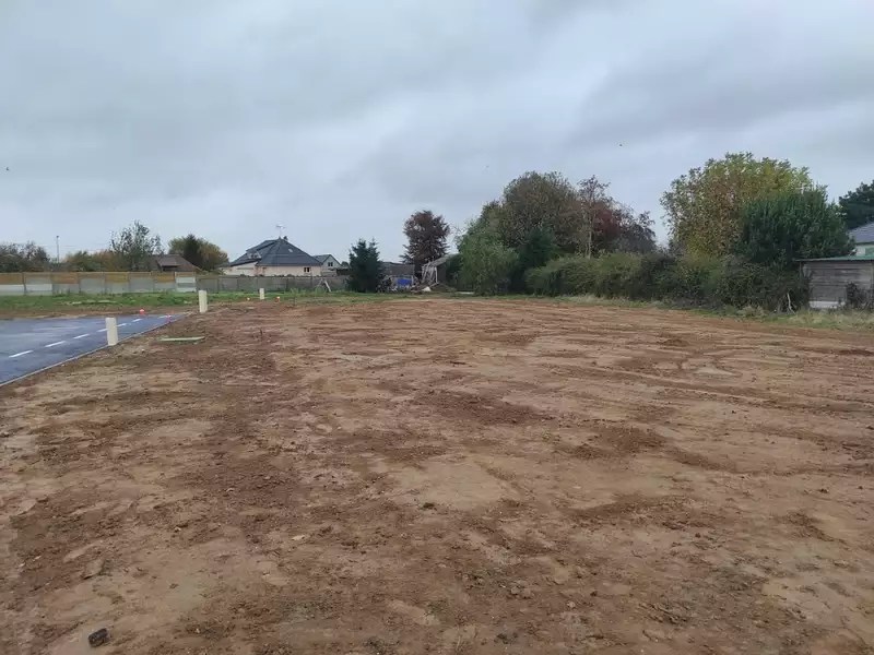 Terrain à bâtir, 702 m² - Le Neubourg (27110)