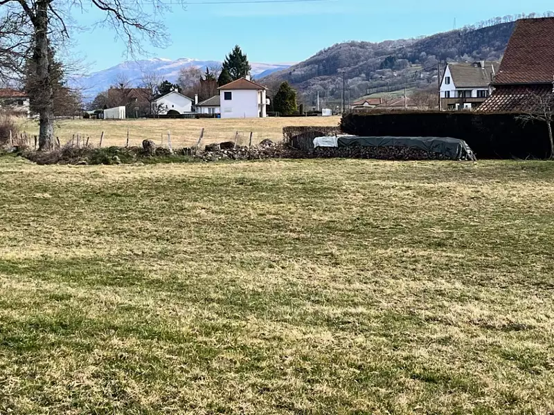 Terrain à bâtir, 780 m² - Vézac (15130)