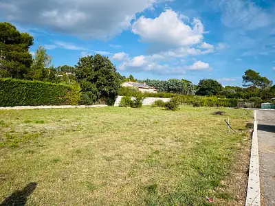 Terrain à bâtir, 897 m²