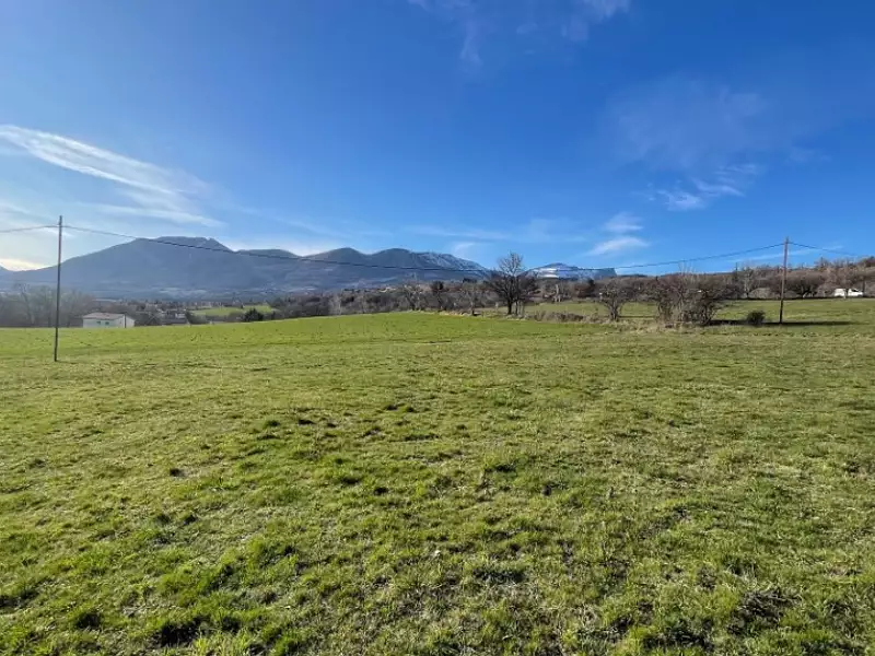 Terrain à bâtir, 320 m² - La Rochette (05000)