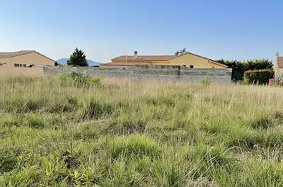 Terrain à bâtir, 851 m²