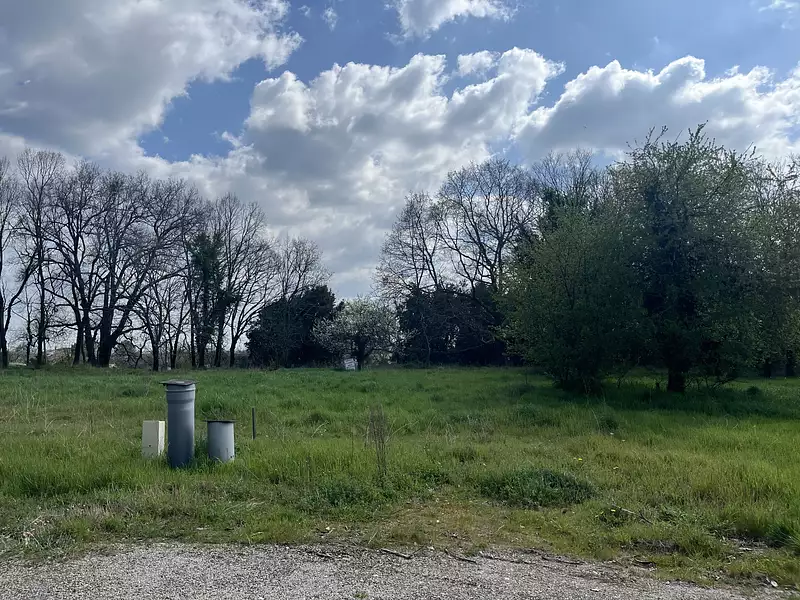 Terrain à bâtir, 773 m² - Prignac-et-Marcamps (33710)