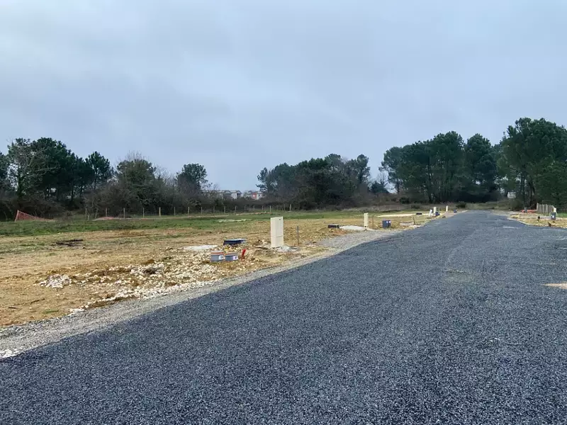 Terrain à bâtir, 825 m² - Verdelais (33490)