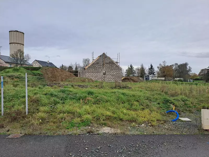 Terrain à bâtir, 388 m² - Vern-d'Anjou (49220)