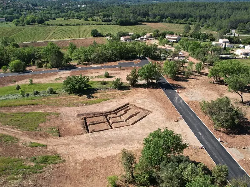 Terrain à bâtir, 1 500 m² - Carcès (83570)