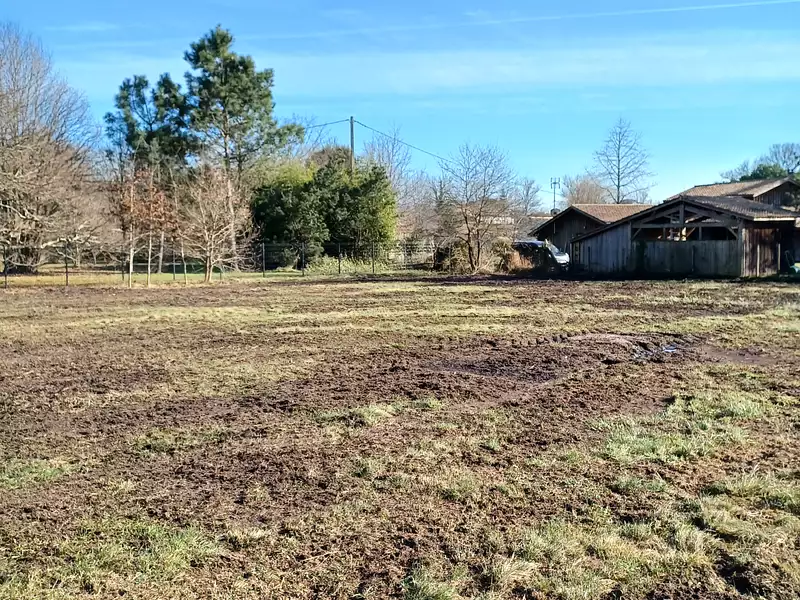 Terrain à bâtir, 633 m² - Cestas (33610)