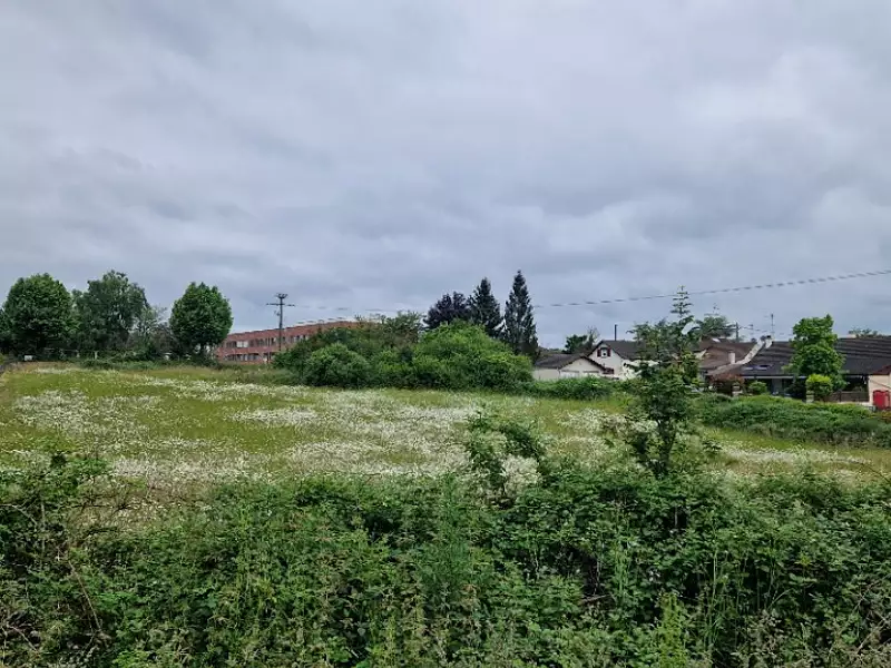 Terrain à bâtir, 544 m² - Les Damps (27340)
