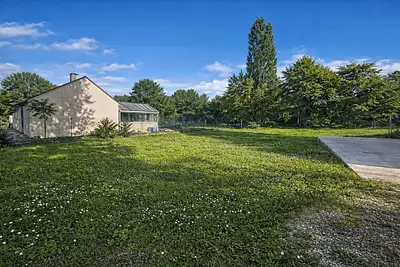 Terrain à bâtir, 685 m²