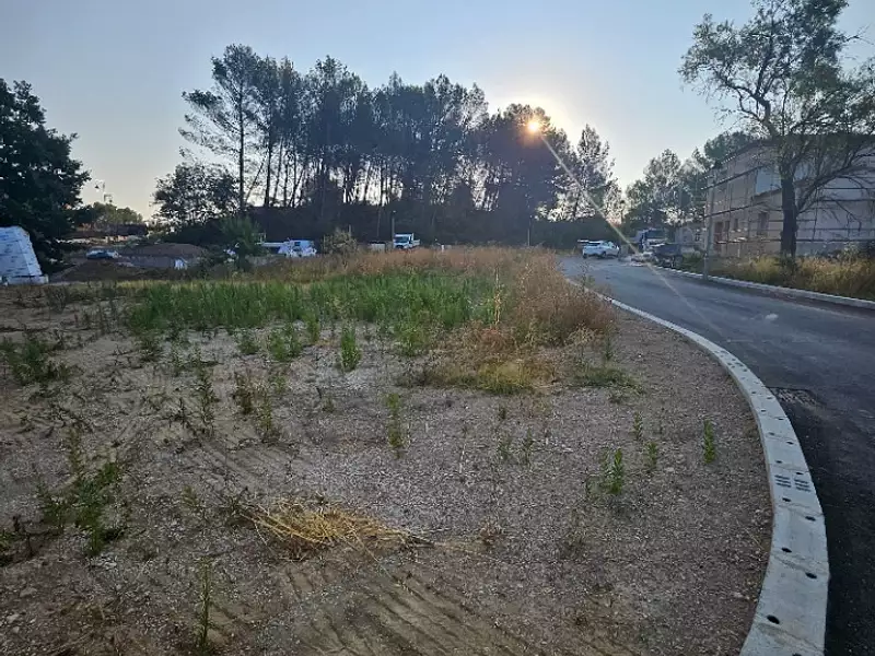 Terrain à bâtir, 444 m² - Peynier (13790)