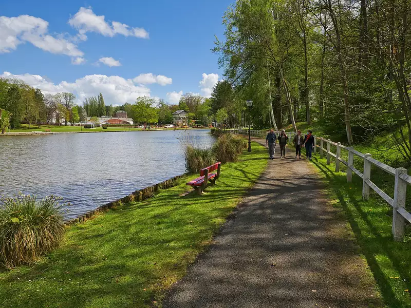 Terrain à bâtir, 220 m² - Forges-les-Eaux (76440)