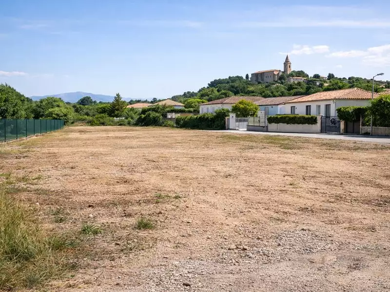 Terrain à bâtir, 400 m² - Caumont-sur-Durance (84510)