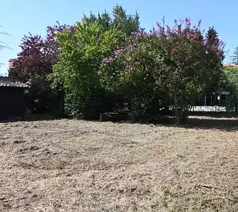 Terrain à bâtir, 636 m²