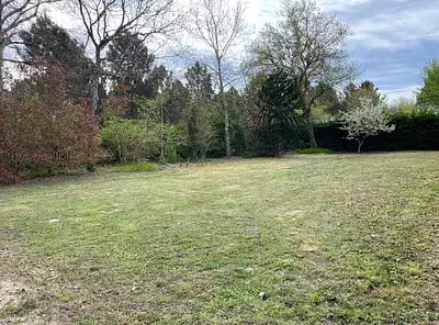 Terrain à bâtir, 630 m²