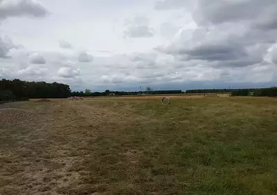 Terrain à bâtir, 664 m²