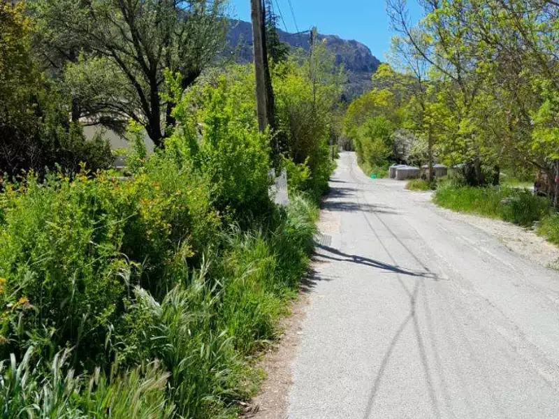 Terrain à bâtir, 296 m² - Plan-d'Aups-Sainte-Baume (83640)