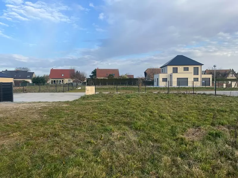 Terrain à bâtir, 812 m² - Les Authieux-sur-le-Port-Saint-Ouen (76520)