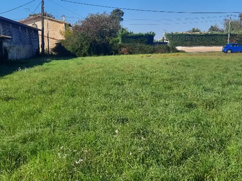 Terrain à bâtir, 500 m² - Ludon-Médoc (33290)