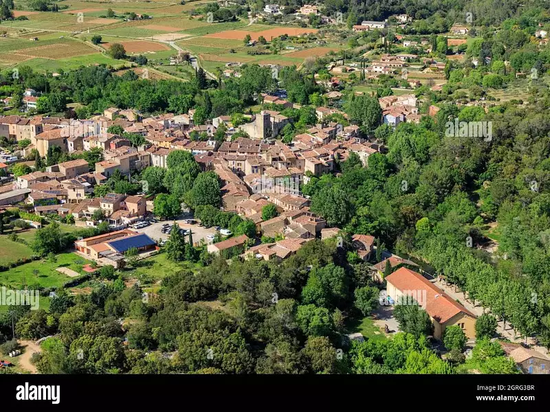 Terrain à bâtir, 1 218 m² - Correns (83570)