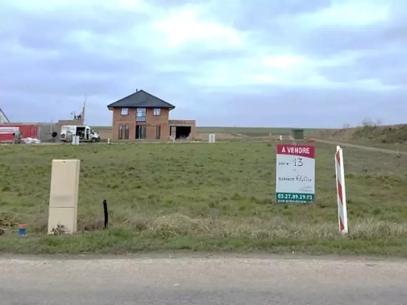 Terrain à bâtir, 663 m² - Chérisy (62128)