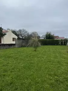 Terrain à bâtir, 812 m²