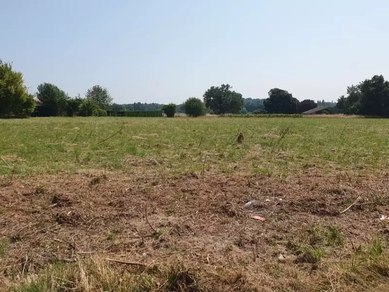 Terrain à bâtir, 446 m² - Mouilleron-le-Captif (85000)