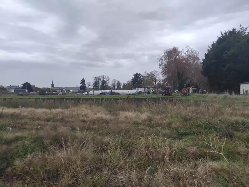 Terrain à bâtir, 505 m² - Martot (27340)