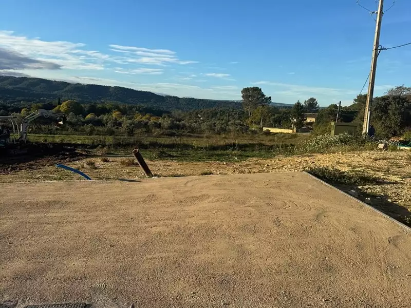 Terrain à bâtir, 300 m² - Rognes (13840)