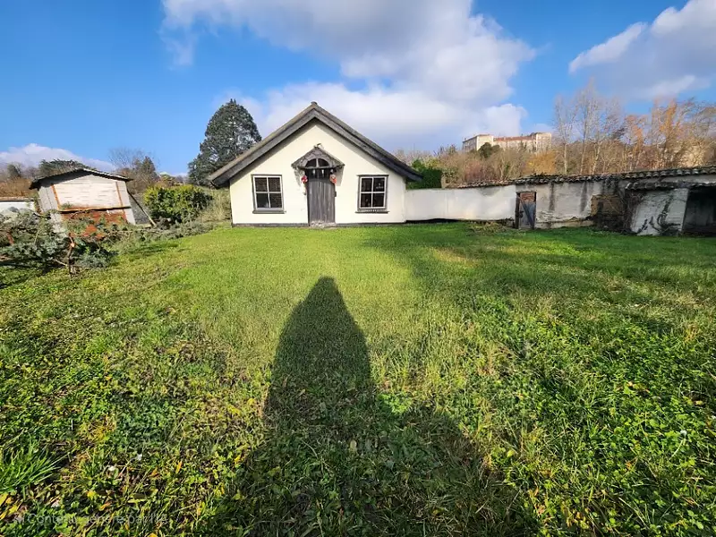 Terrain à bâtir, 380 m² - Vernaison (69390)