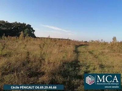 Terrain à bâtir, 600 m²