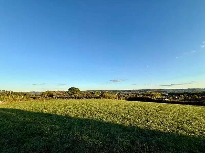 Terrain à bâtir, 1 000 m² - Saint-Astier (24110)