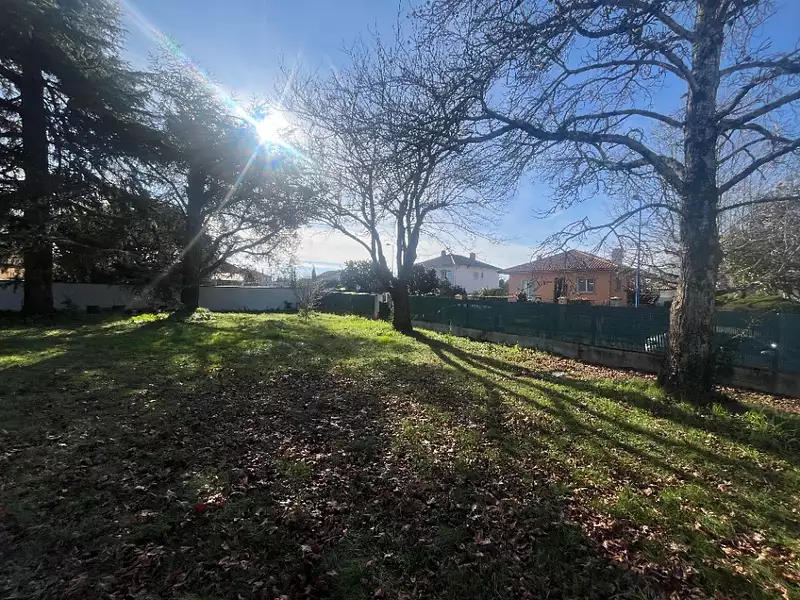 Terrain à bâtir, 612 m² - Aureilhan (65800)