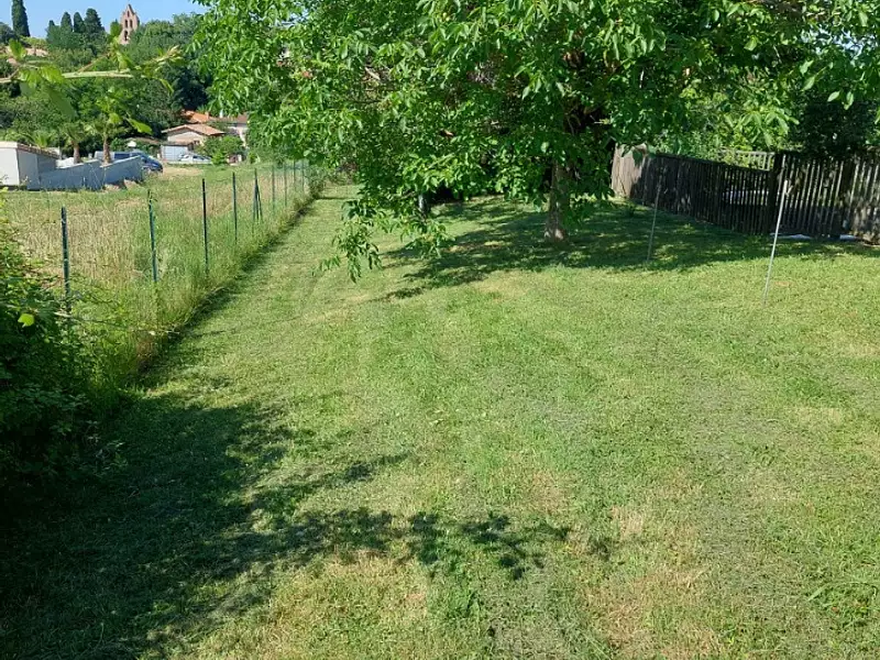Terrain à bâtir, 780 m² - Pechbonnieu (31140)