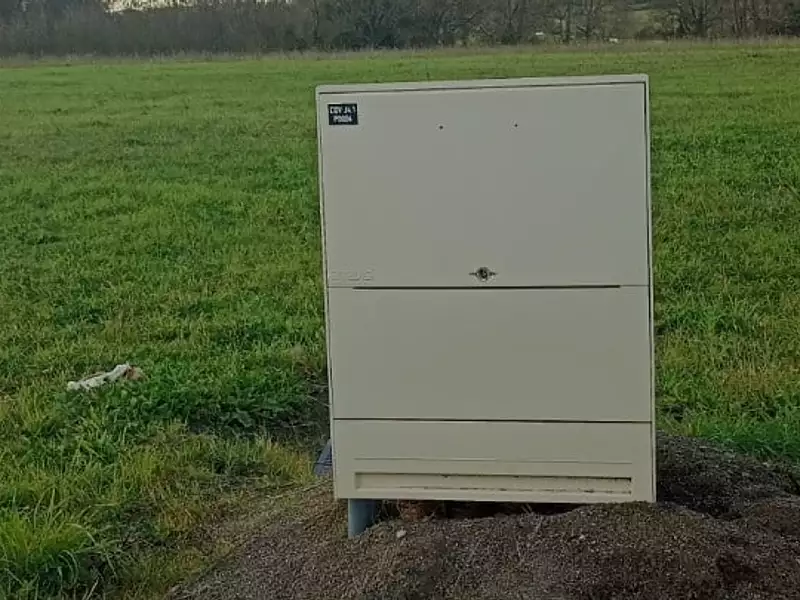 Terrain à bâtir, 358 m² - Aizenay (85190)