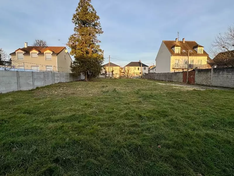 Terrain à bâtir, 503 m² - Pontault-Combault (77340)