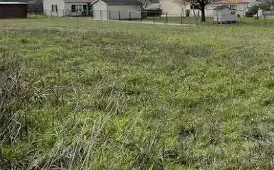 Terrain à bâtir, 636 m²