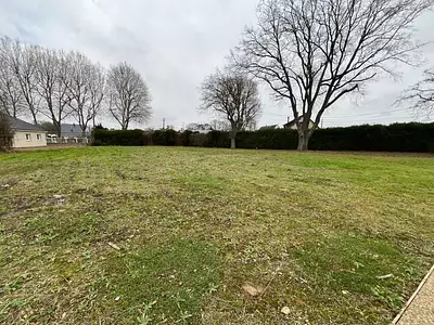 Terrain à bâtir, 809 m²