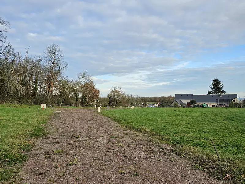 Terrain à bâtir, 620 m² - Gennes-Val-de-Loire (49350)