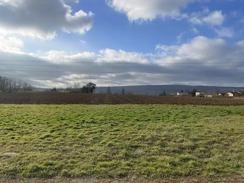 Terrain à bâtir, 850 m² - Viré (71260)