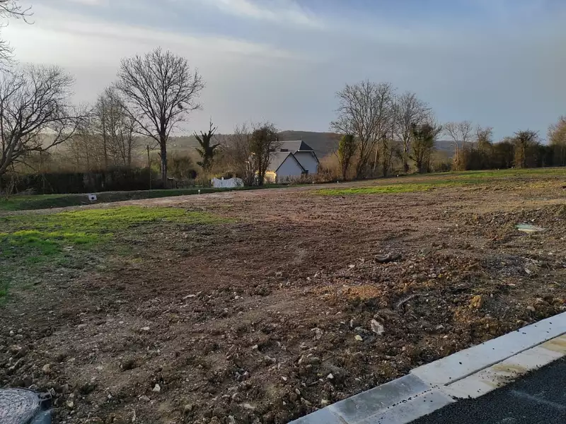 Terrain à bâtir, 517 m² - Le Breuil-en-Auge (14130)
