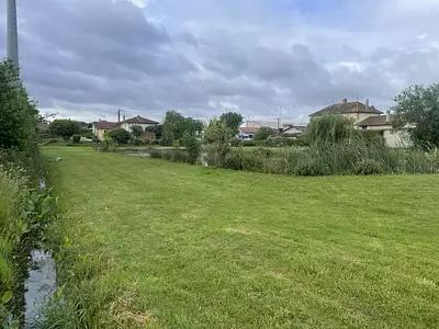 Terrain à bâtir, 812 m²