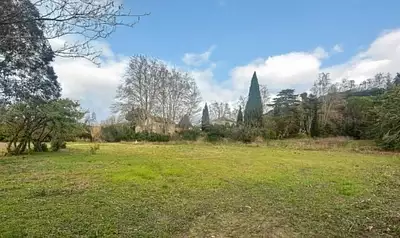 Terrain à bâtir, 660 m²