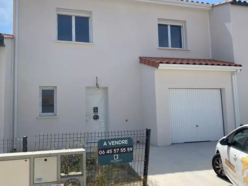 Maison neuve - Saint-Nazaire (66570)