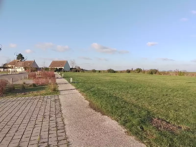 Terrain à bâtir, 600 m² - La Neuville-Roy (60190)