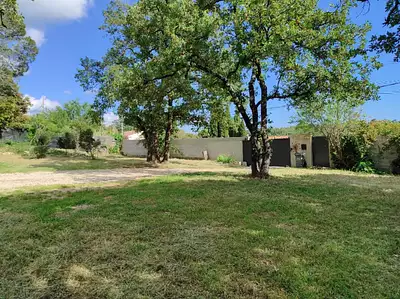 Terrain à bâtir, 750 m²