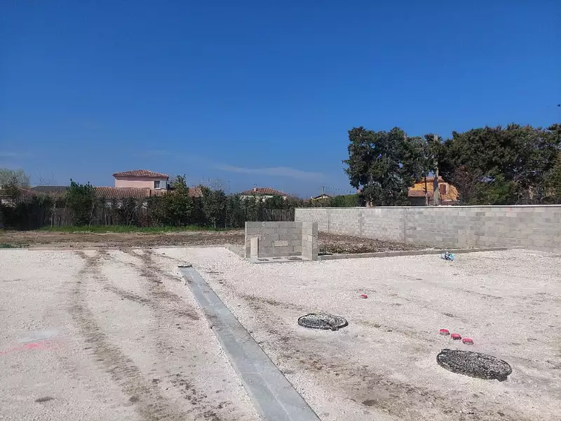 Terrain à bâtir, 360 m² - Châteaurenard (13160)