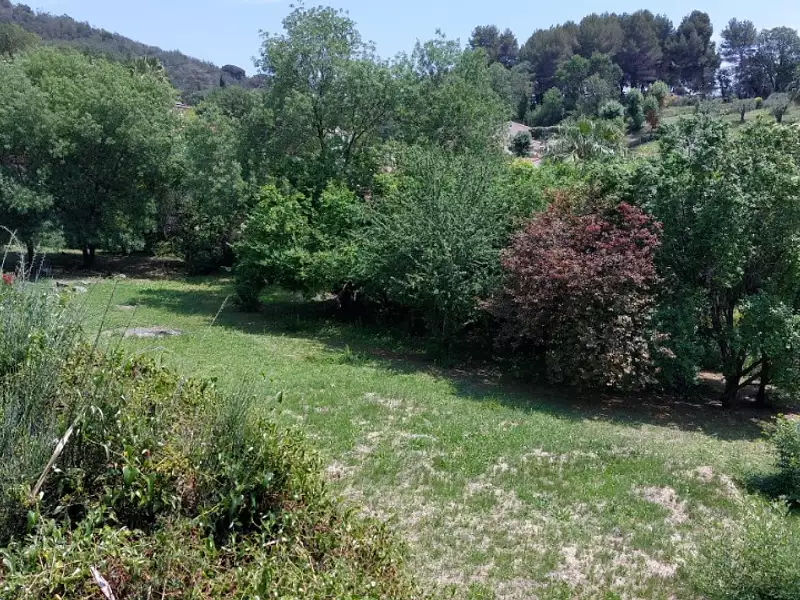 Terrain à bâtir, 750 m² - Pégomas (06580)