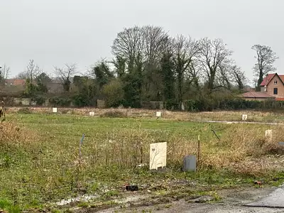 Terrain à bâtir, 774 m²