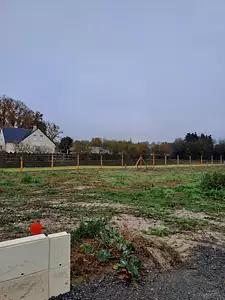 Terrain à bâtir, 323 m²